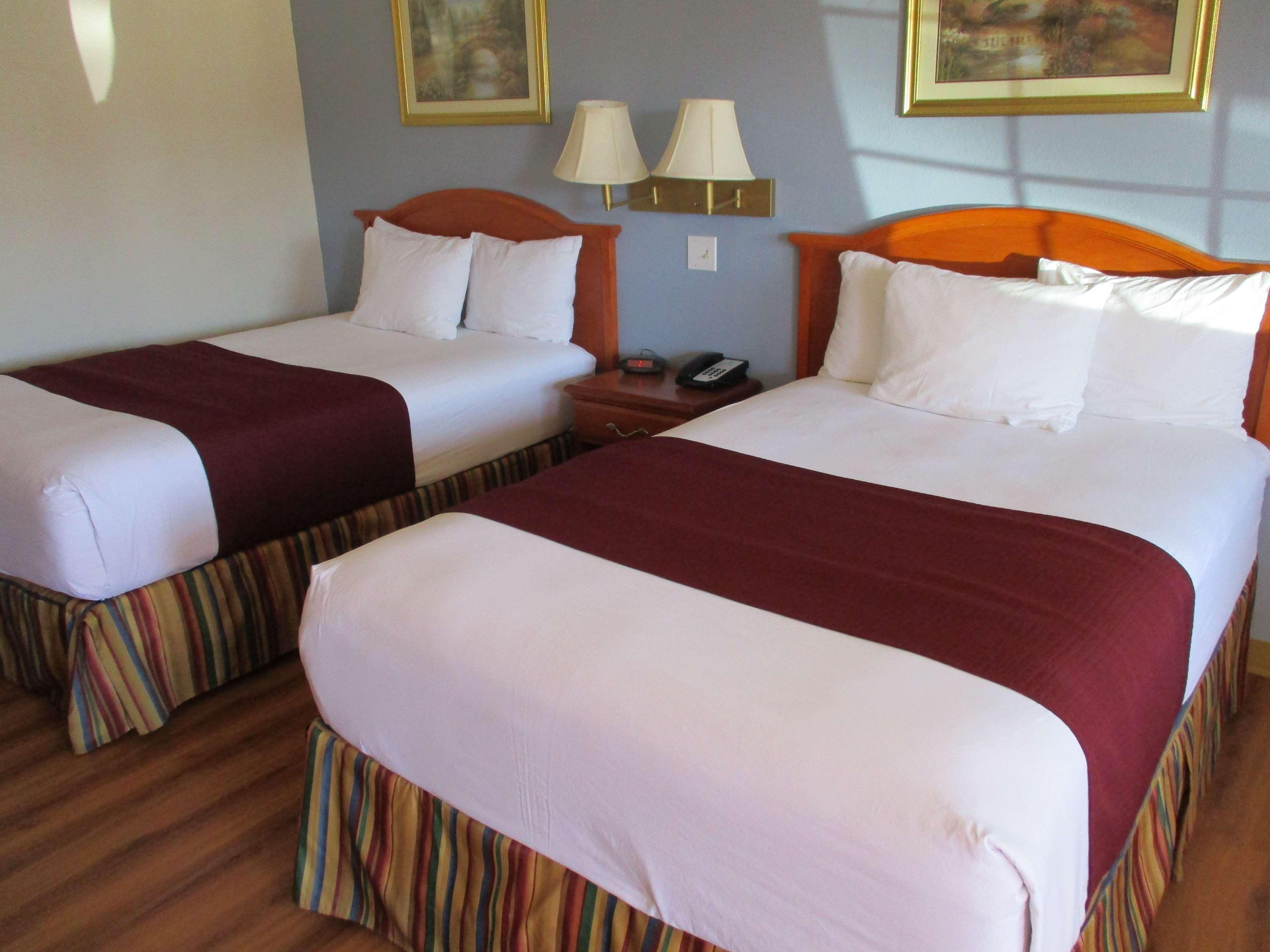 Best Western Palestine Inn Buitenkant foto
