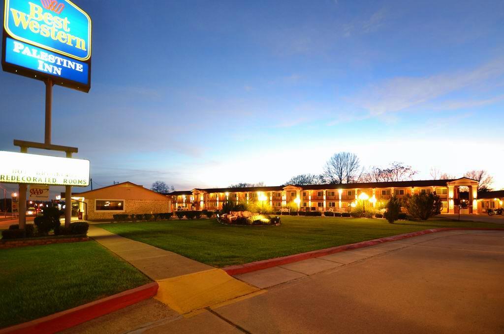 Best Western Palestine Inn Buitenkant foto