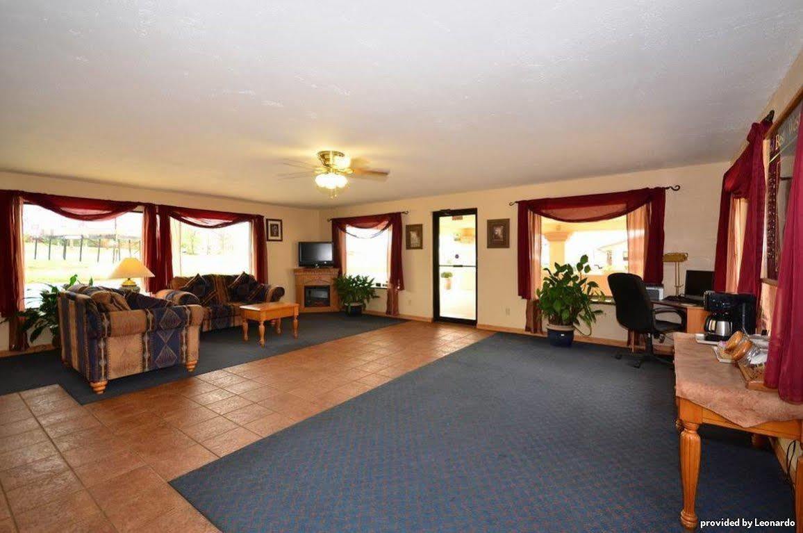 Best Western Palestine Inn Buitenkant foto