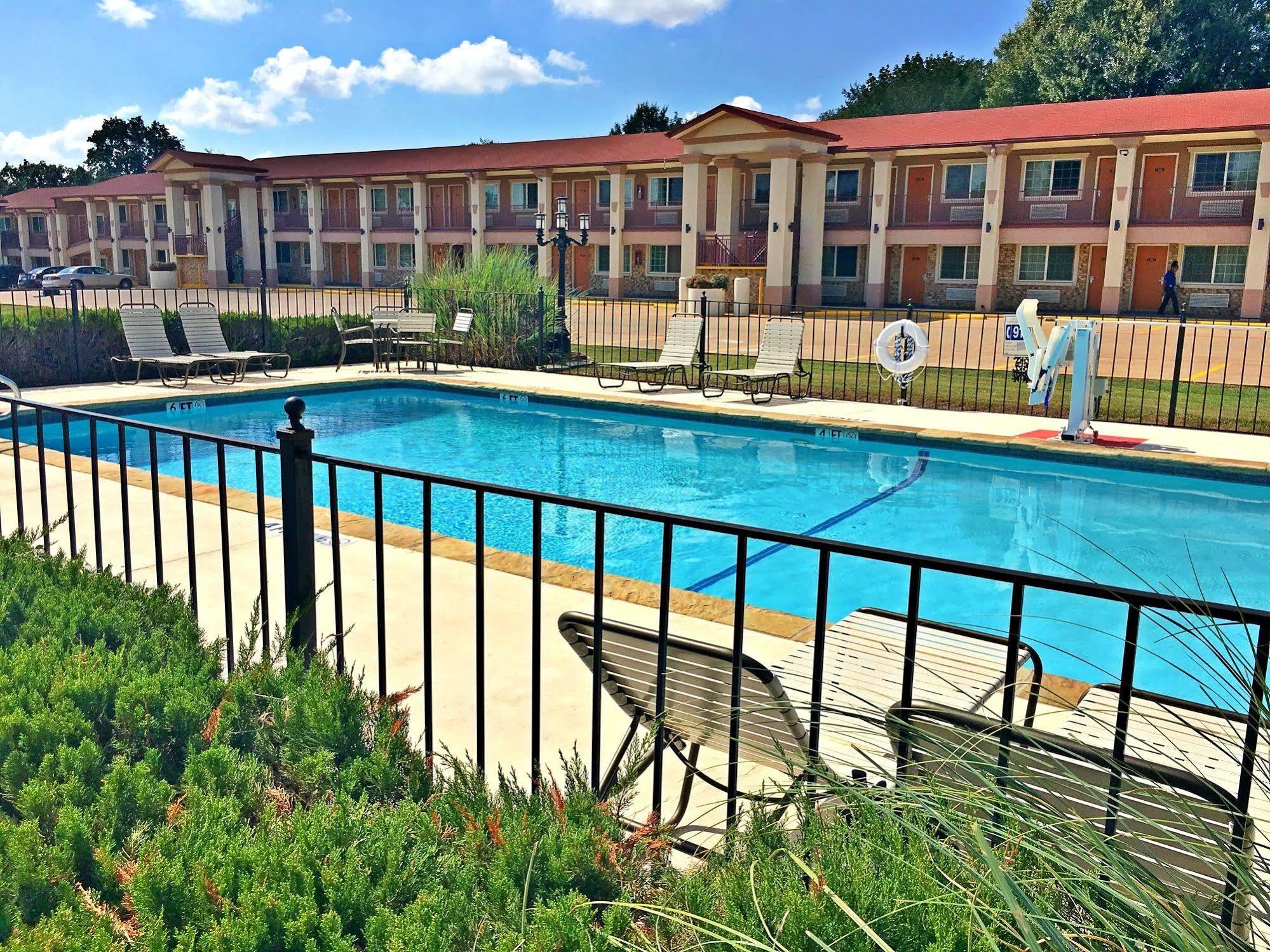 Best Western Palestine Inn Buitenkant foto
